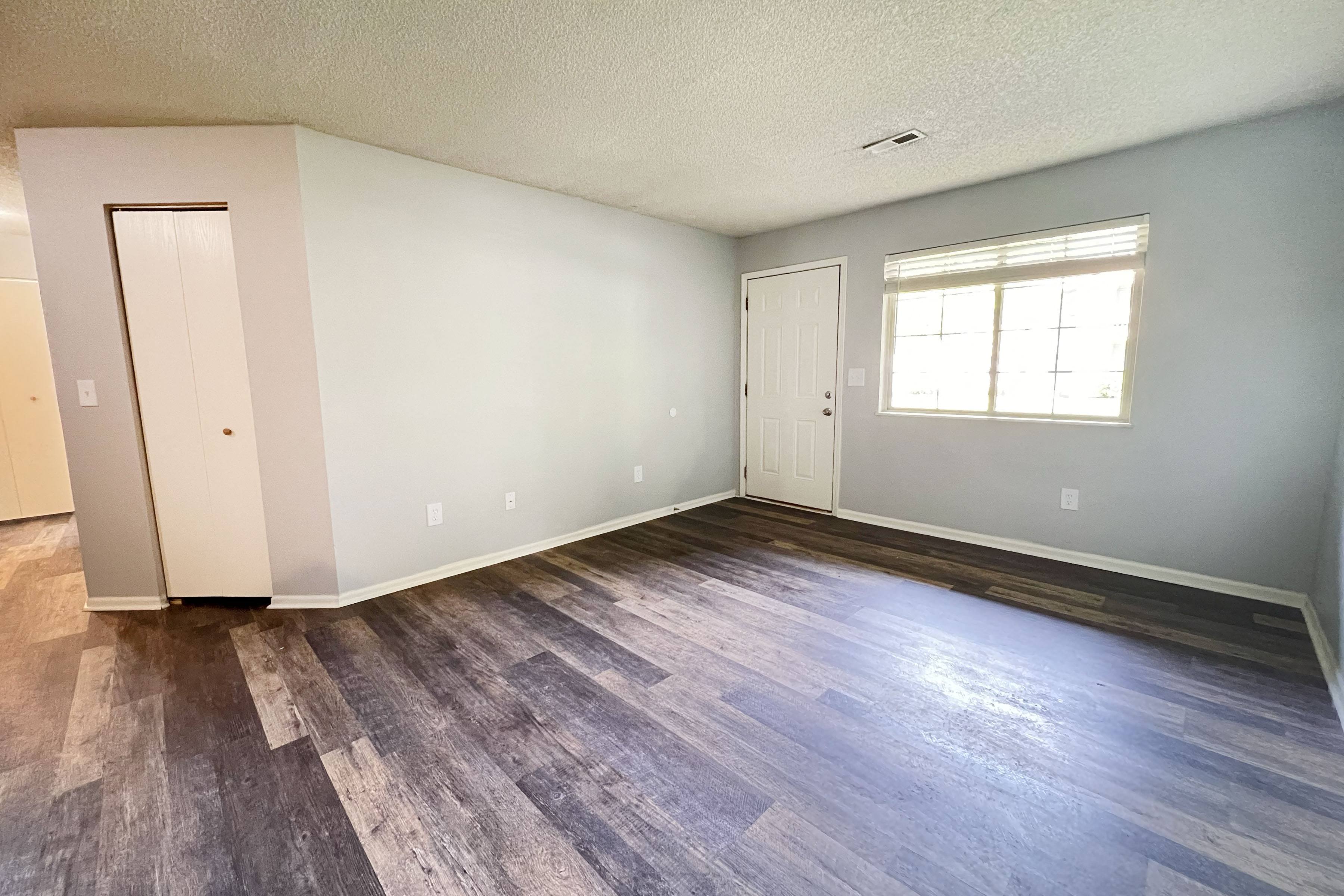 Eagle Crest Apartments Image 28